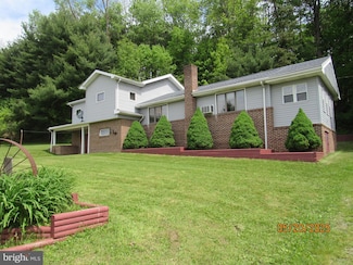 410 Pine Glen Rd, Moshannon, PA 16859