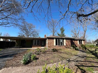739 1st St N, Saint Libory, IL 62282