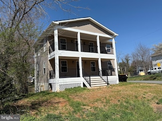 914 Old Rixeyville Rd, Culpeper, VA 22701