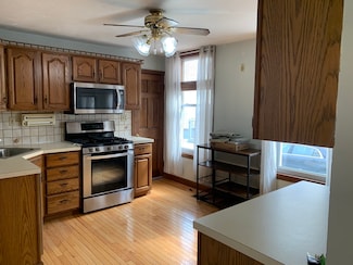 686 E 7th St Unit 1, Boston, MA 02127