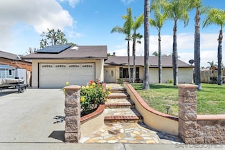 527 Huff St, Vista, CA 92083
