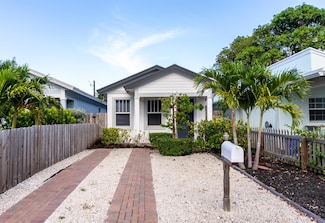 214 N C St, Lake Worth, FL 33460