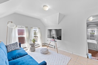 139 Shippen St Unit 3, Weehawken, NJ 07086