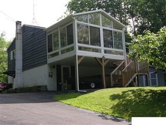 8400 Main St, Hunter, NY 12442