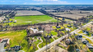 905 S Maple St, Fortville, IN 46040