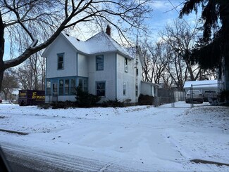 1111 Maple Ave, Jackson, MI 49203