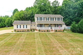 207 Bent Tree Dr, Rutherfordton, NC 28139