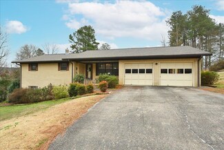 1446 Ruth St SE, Cullman, AL 35055