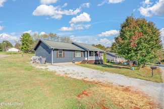 105 Lovin Farm Ln, Vonore, TN 37885
