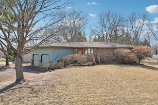 1746 Presidential Ln, Shakopee, MN 55379