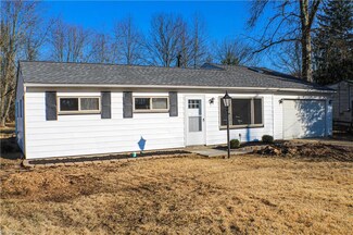 14195 Plum Creek Dr, Columbia Station, OH 44028