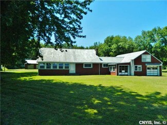 171 Andrews Rd, Bridgeport, NY 13030