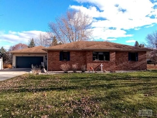 533 Bartlett St, Gladwin, MI 48624