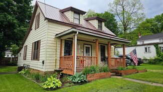 443 S Ira St, Richland Center, WI 53581