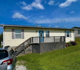 1308 Pearl St, Louisa, KY 41230