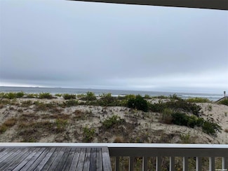 1051 Oceanfront St Unit 4, Long Beach, NY 11561