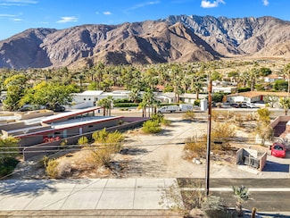 2670 N Junipero Ave, Palm Springs, CA 92262