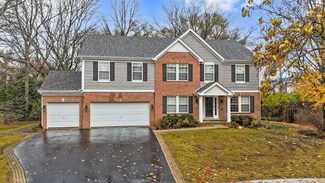 95 S Oakleaf Rd, Algonquin, IL 60102