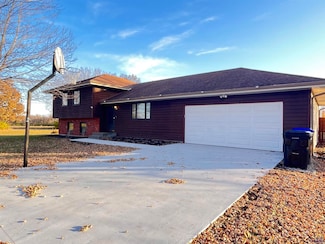 8001 SW 24th St, Topeka, KS 66614