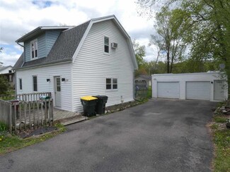 1163 N Main St, Richland Center, WI 53581