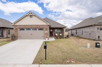1810 Shadowbrook Ln, Cullman, AL 35055