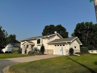 401 Wayne Ave, Brady, NE 69123