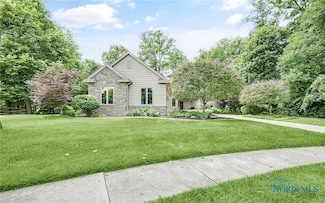 4068 Deer Ravine Ct, Maumee, OH 43537