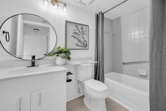 7418 N Devon Dr Unit 202, Tamarac, FL 33321