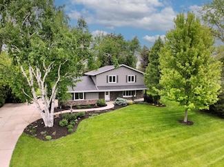 15710 Kata Dr, Elm Grove, WI 53122