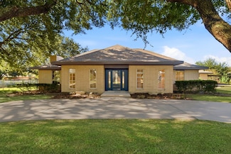 4103 Meadowbend Dr, Richmond, TX 77469