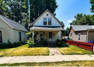 305 1/2 W Eureka St, Champaign, IL 61820