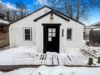 1215 E 14th St, Muncie, IN 47302