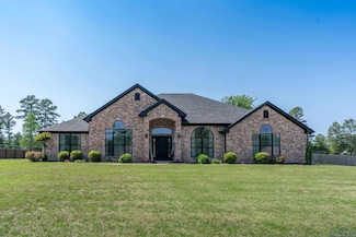 190 Kayla Ln, Longview, TX 75602