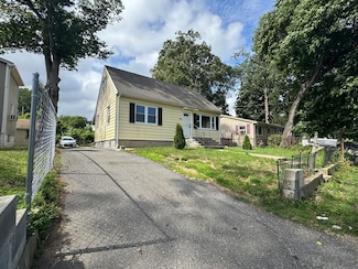888 Platt St, Bridgeport, CT 06606