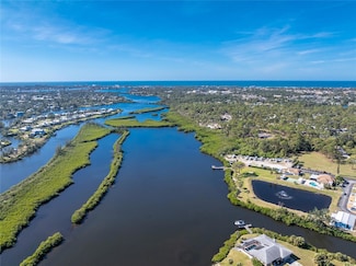 69 Long Ben Ln, Nokomis, FL 34275