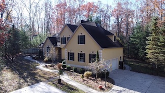 105 Greenbrier Rd, Daniels, WV 25832