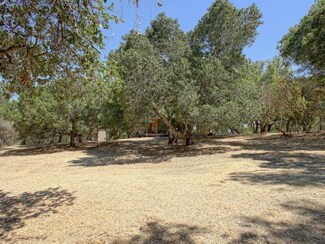 25700 Bassett Ln, Los Altos Hills, CA 94022