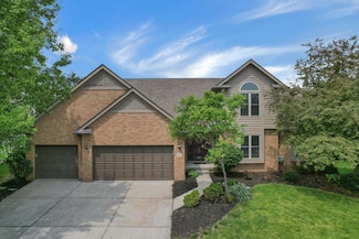 4583 Hunting Creek Dr, Grove City, OH 43123