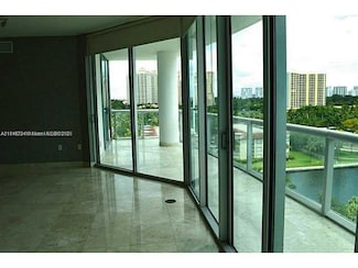 3131 NE 188th St Unit 2-906, Aventura, FL 33180