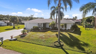 980 SE Breakwater Ave, Port Saint Lucie, FL 34983