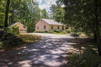 448 New Boston Rd, Francestown, NH 03043