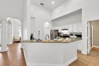 334 Colony Ct, Kissimmee, FL 34758