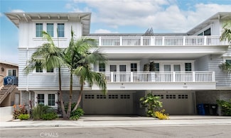 1104 Cypress Ave, Hermosa Beach, CA 90254