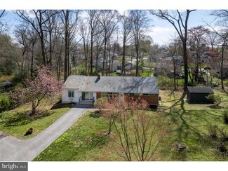 241 Bobbin Mill Rd, Media, PA 19063