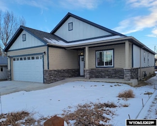 272 Park Ave, Lovell, WY 82431