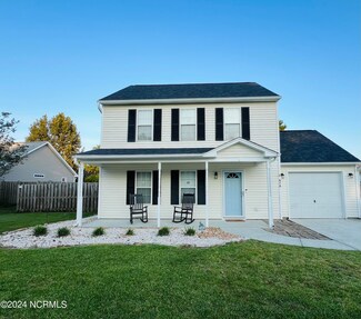 678 Pine Branches Cir SE, Leland, NC 28451