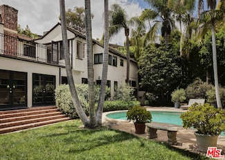 7064 La Presa Dr, Los Angeles, CA 90068