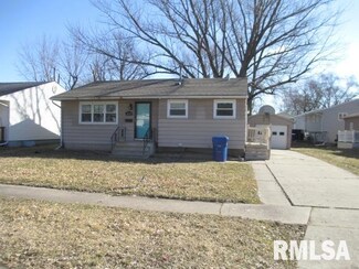 4628 50th St, Moline, IL 61265