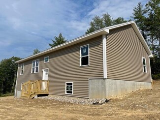 121 Deer Run Rd, Middleton, NH 03887
