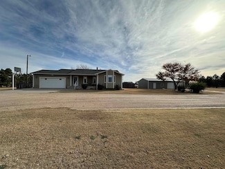 2400 Brent Dr, Dodge City, KS 67801